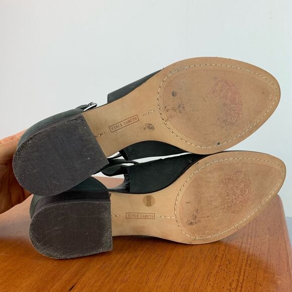 VINCE CAMUTO Cadey Gray Perforated Nubuck Leather Ankle Bootie Buckle US 8.5 - Picture 9 of 10